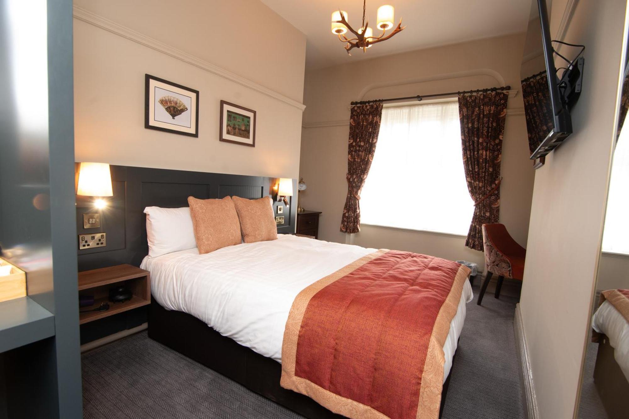 The Dukeries Lodge, Edwinstowe, Nottinghamshire Exteriér fotografie