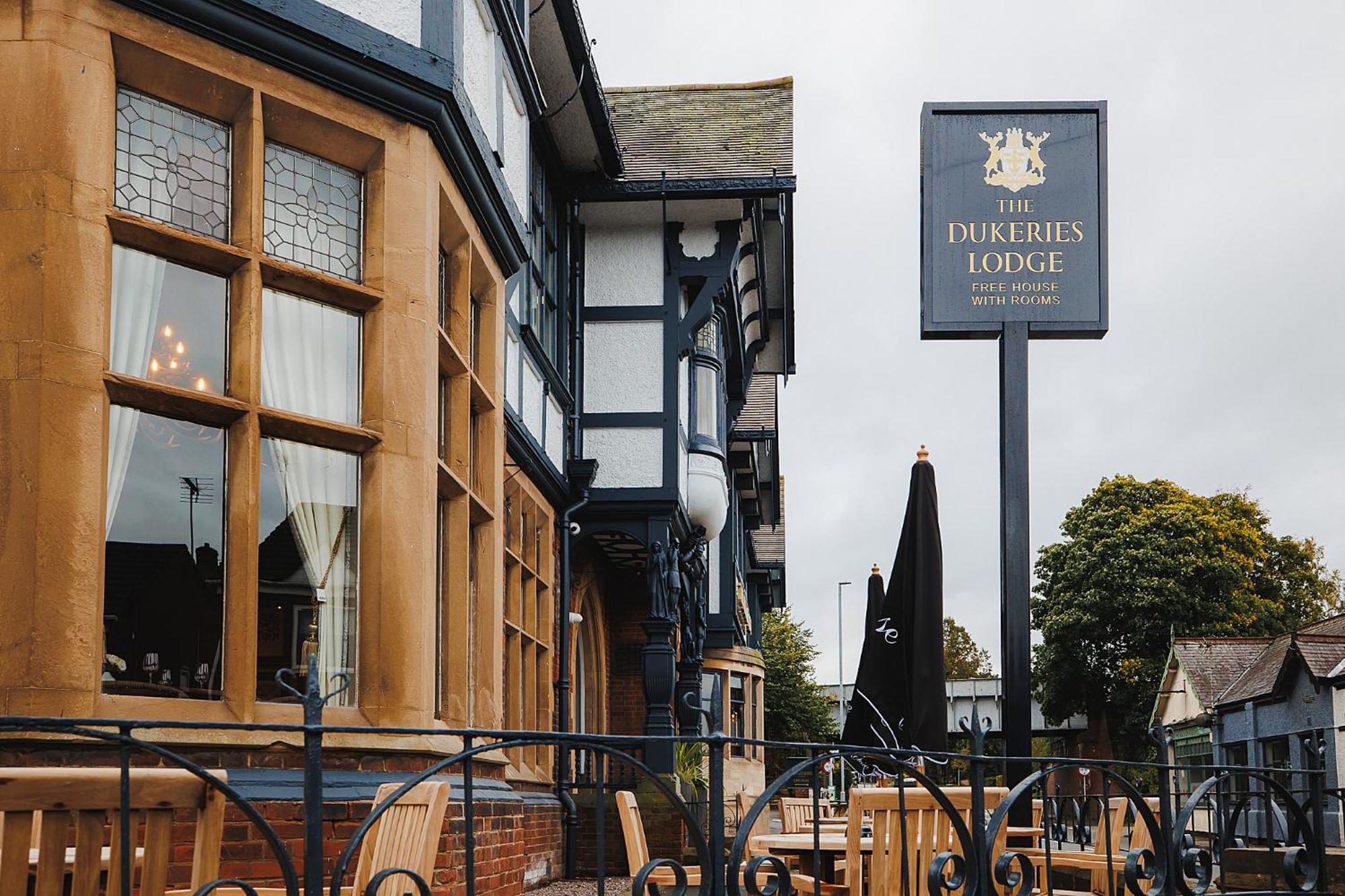 The Dukeries Lodge, Edwinstowe, Nottinghamshire Exteriér fotografie